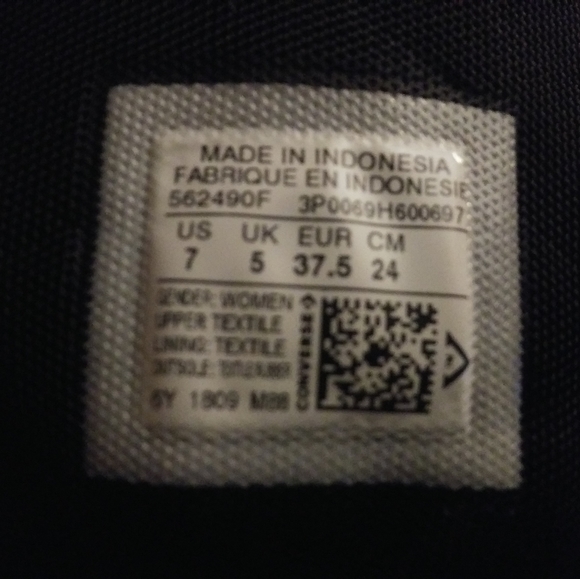 💕NWOT Converse CTAS "Wonderland" Womens Sneakers - Picture 14 of 15